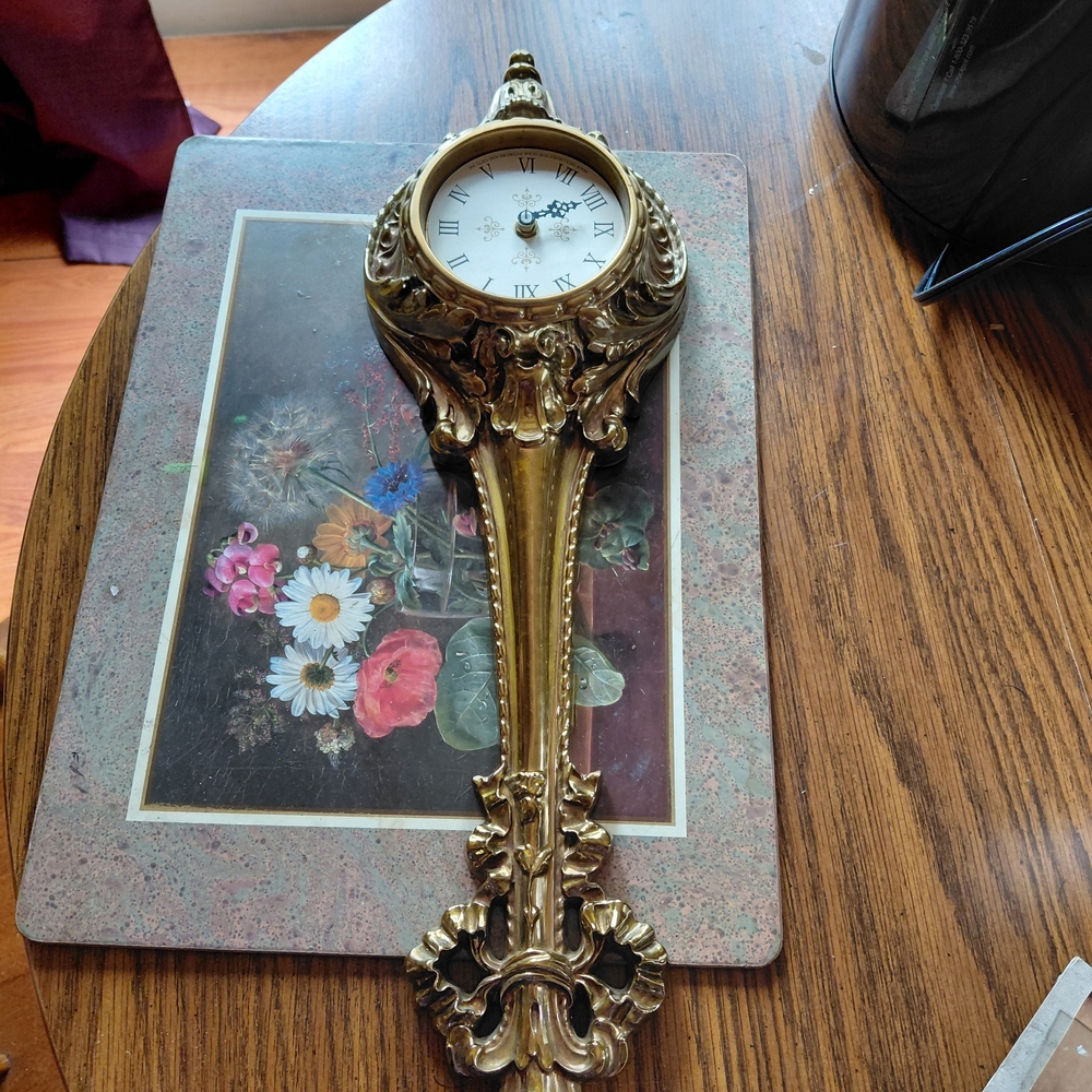 Elegant Gold Wall Clock